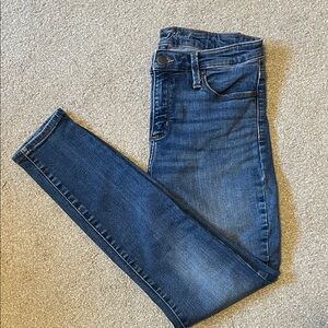 Universal Thread medium wash skinny jeans